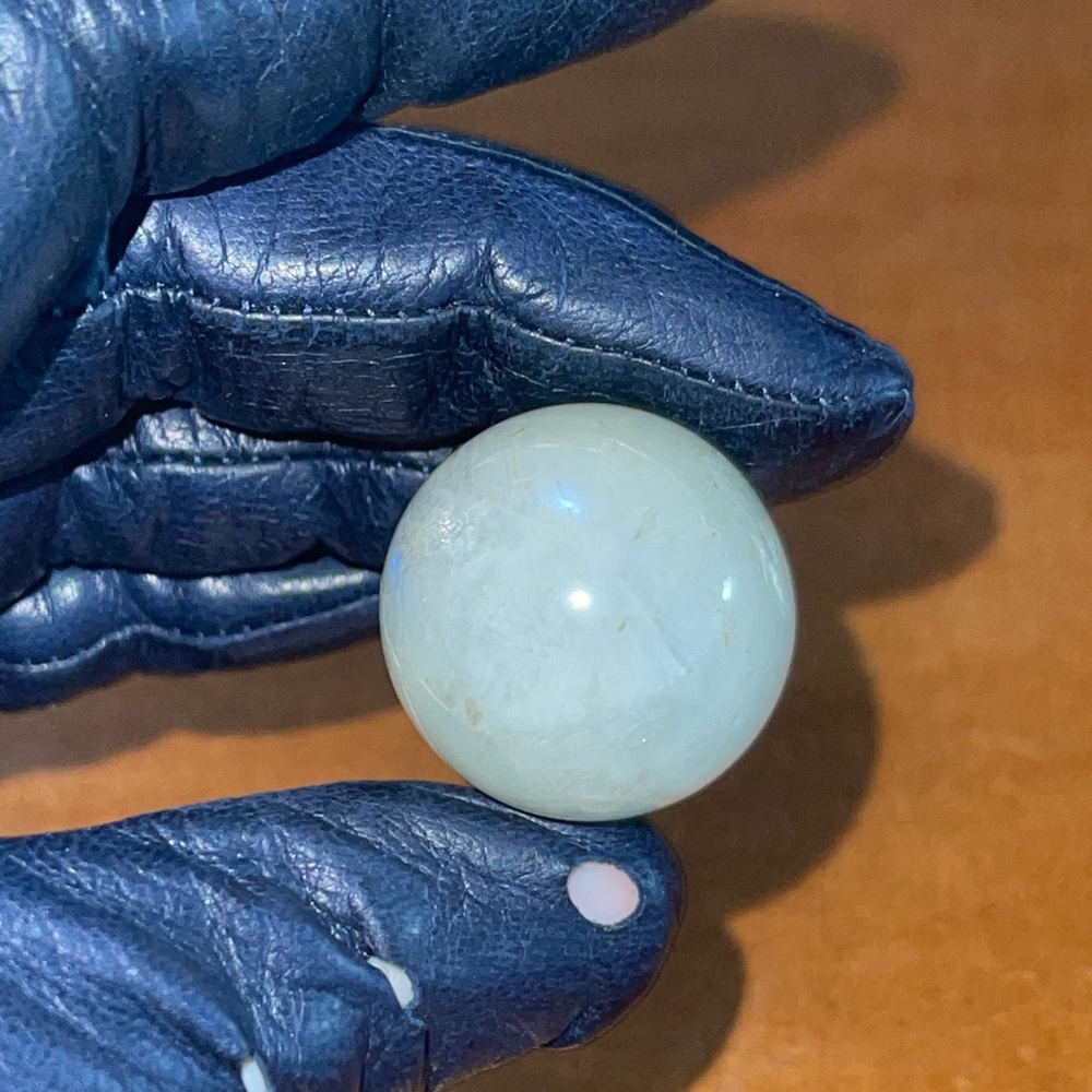 Moonstone Sphere B. - Picture 3 of 11